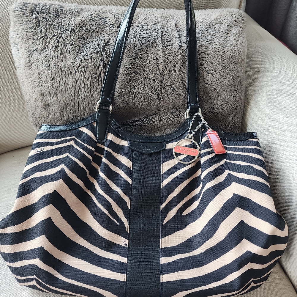 Coach canvas purse